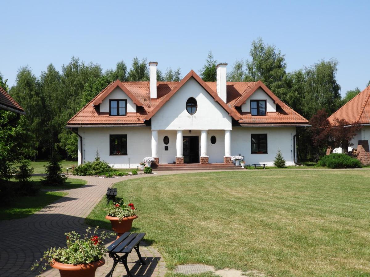 Dom Nasutow Villa Niemce Exterior photo